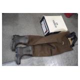 Magellan Outdoors Men's Neoprene Bootfoot Waders - Size 8