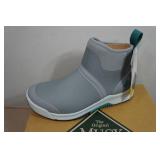 Muck Boots Women's Outscape Shoes - Size 5