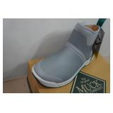 Muck Boots Women's Outscape Shoes - Size 5