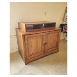 Very Large Solid tv Stand In good condition