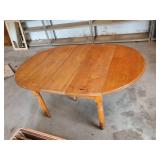 Early 20th Century Dining Room Table With 6 leafs   Huge Table for Family Gatherings