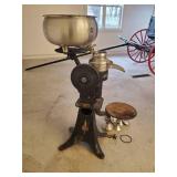Fantastic Delaval No. 514 Hand Crank Cream Seperator