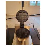 2 industrial Quality Kitchen Appliances Welles Toaster and Carnival King Waffle Maker
