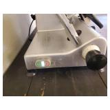 Heavy Duty Avantco Industrial Meat Slicer Model 300es-12