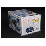 Funko Pop! Marvel Avengers Captain America #464 - Hot Topic Exclusive