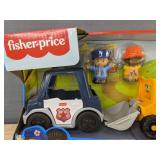 Fisher-Price Little People Small Vehicle Gift Set - Brand New *A