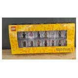 LEGO Minifigure Display Case Holds 16 Figures - Brand New *A