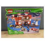 LEGO Minecraft The Mooshroom House, 21270 - Brand New *A