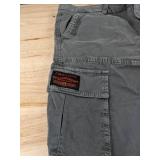 Famous & Vogue Men's Cargo Shorts Gray Size 32 Waist - Brand New