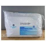 Comfort Bay Jumbo Bed Pillow 20' x 28' - Brand New