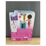 Barbie Life in the City Café Playset - Brand New *A