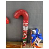 Hershey's Kisses, Reese's Pieces & Warheads Holiday Candy Gift Set - Brand New