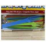 Melissa & Doug Wash & Dry Dish Set - Brand New