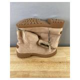 Fur-Lined Zip-Up Boots Women