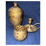 Lot of vintage brass items