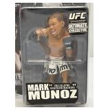 UFC Round 5 Ultimate Fighting Championship (MARK 'The Filipno Wrecking Machine' MUNOZ) Action Figure (New Old Stock)