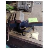 Bench Vice
