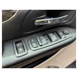2014 CHRYSLER TOWN AND COUNTRY TOURING *No Accidents Reported* (NO RESERVE)