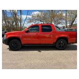 2011 CHEVROLET AVALANCHE LT *4x4 | No Accidents Reported* (NO RESERVE)
