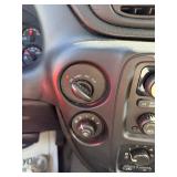 2005 CHEVROLET TRAILBLAZER LS *4x4 | No Accidents Reported* (NO RESERVE)