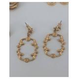 Vintage Gold Tone Pearl and Filigree Jewelry Set - Monogram M Drops