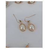 Vintage Gold Tone Pearl and Filigree Jewelry Set - Monogram M Drops