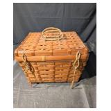 Large Woven Picnic Basket Hamper with Lid and Rope Handles