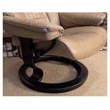 LR - Ekornes Stressless Reclining Chair & Ottoman - Leather Upholstery