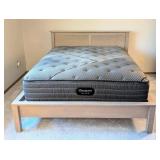 UL - Room & Board Bennett Queen Bed Frame in Maple Wood Shell-Stain Finish