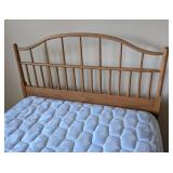 UL - Wood Twin Bed Headboard