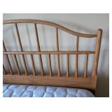 UL - Wood Twin Bed Headboard