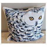 LR - Coastal Collection Beaded Turtle Pillow & Assorted Throw Pillows (Lot of 4)