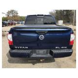 2017 Nissan Titan SL 4X4