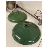 Vitrite Mfg Co Industrial Gooseneck Barn Light w 2 Extra Shades