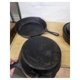 Cast Iron Skillet With Long Handle & Dutch Oven With Lid
