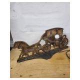 Horse-Drawn Carriage Lamp - Vintage Metal Figurine with Bulb