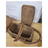 Davis Baskets Handwoven Round Basket with Lid & Rectangular Picnic Basket - Mack's Creek, MO