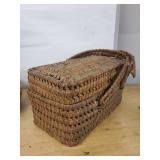 Davis Baskets Handwoven Round Basket with Lid & Rectangular Picnic Basket - Mack's Creek, MO