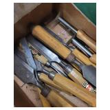 Vintage Wood-Handled Chisel Set in Green Box - Assorted Sizes