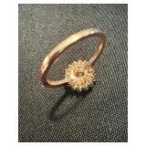 Cluster Halo Flower Ring White Metal Clear Stones Size 9 4.8g