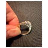 Vintage 14K Gold 3 Stone Diamond Ring w Accent Stones MDS Good