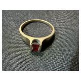 Vintage 10K Yellow Gold Red Stone Ring Modernist Size 13 Good