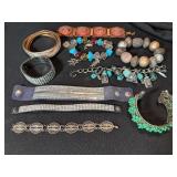Mixed Costume Jewelry Bracelet Lot Rhinestone Beaded Cuff Bangle 10 Pc