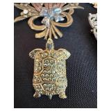 Vintage Costume Jewelry Lot Pins Brooches Barrette Rhinestone 10pc