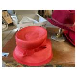 Vintage Womenâs Dress Hat Lot 5 Hats w Mr John Jr Yellow Hat Stand