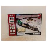 NEW SANTA FE SPECIAL BATTERY OPERATED 29 PIECE TRAIN SET