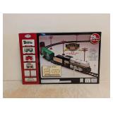 NEW SANTA FE SPECIAL BATTERY OPERATED 29 PIECE TRAIN SET