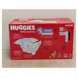 NEW HUGGIES LITTLE MOVERS DIAPERS SIZE 5 (104CT)