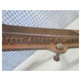 (EC1) Vintage Cast Iron Maxwell Saf...