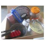 (EC1) Assorted Kitchen Items...